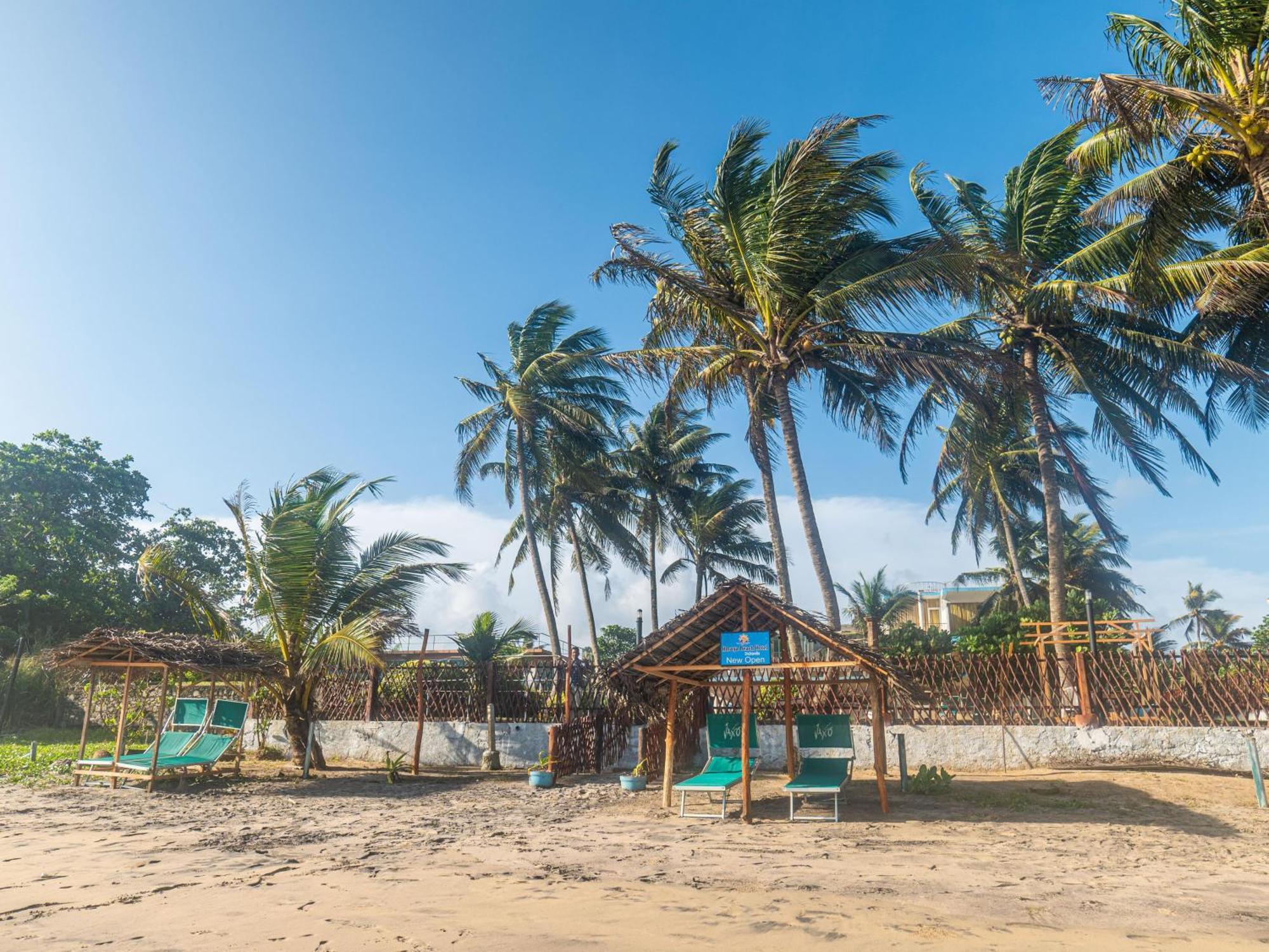 Amaya Beach Hotel Dikwella Bagian luar foto